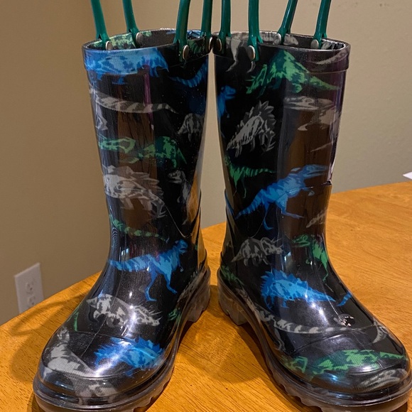 Toddler Kids Light Up Waterproof Rain Boots Size 9 - Picture 3 of 7